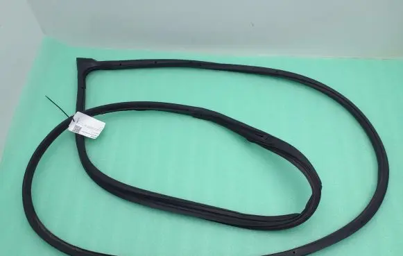 Mazda CX-3 Rubber seal front door (on door) Z3KDZ01 Z3KDY02