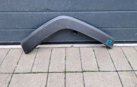 Toyota RAV 4 (XA50) Rear arch trim 7560542160