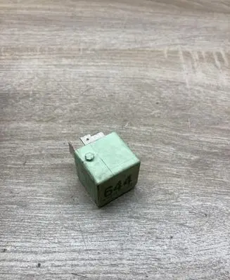 Skoda Octavia Mk2 (1Z) Other relay 4H0951253 644