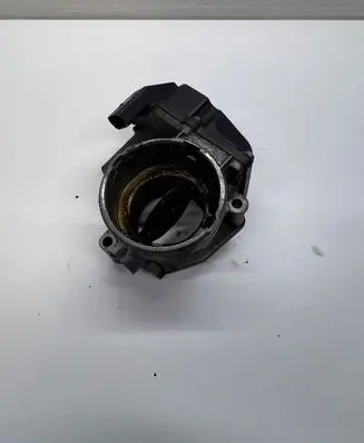 Volkswagen Golf V Throttle valve 03G128063A