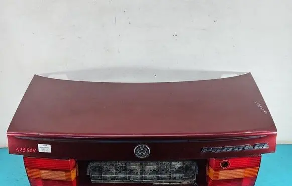 Volkswagen PASSAT B4 Tailgate/trunk/boot lid IMPRK1484044