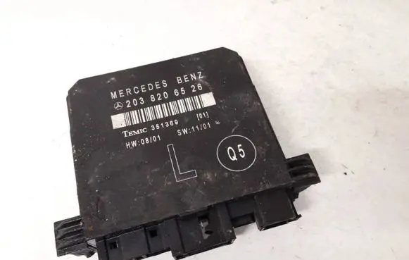 Mercedes-Benz C W203 Door control unit/module 2038206526