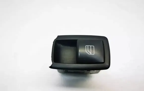 Mercedes-Benz R W251 Electric window control switch A2518200510