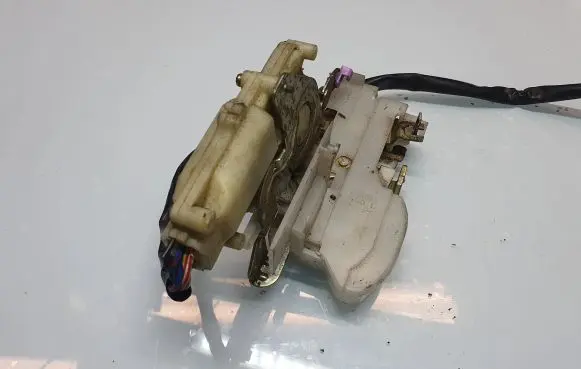 Honda Logo Front door lock