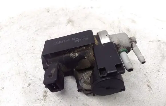 KIA Carens I Turbo solenoid valve 72190315