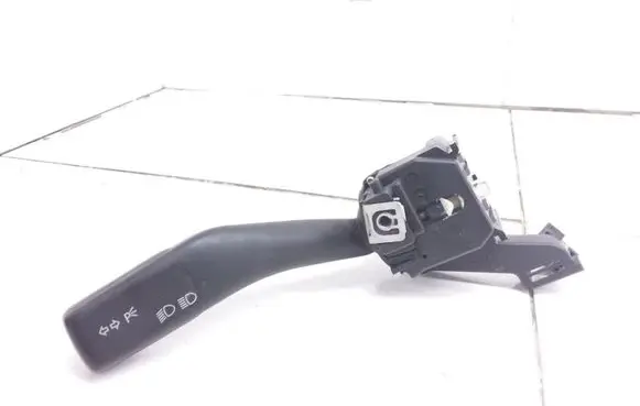 Volkswagen Caddy Indicator stalk 1K0953513 01103500 CZK03