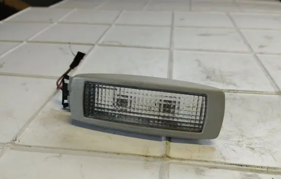 Volkswagen PASSAT B5.5 Rear seat light 3B9947101A