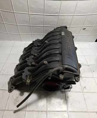 Mercedes-Benz Vaneo W414 Intake manifold