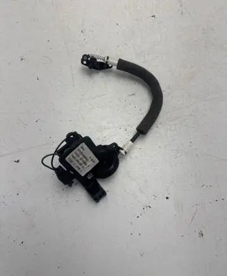 BMW 3 E90 E91 Curtain motor 897200239902 8972002399 52008135