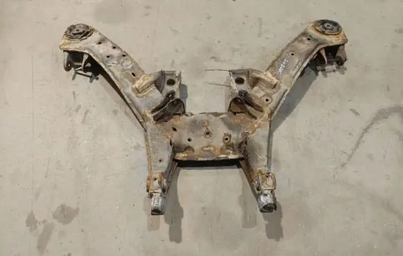 Opel Omega B2 Rear subframe 