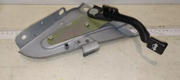 Jaguar XJ X300 Engine bonnet (hood) release handle