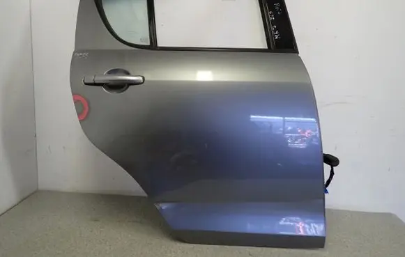 Suzuki Swift Cultus Rear door 