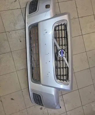 Volvo V50 Front bumper 307449976