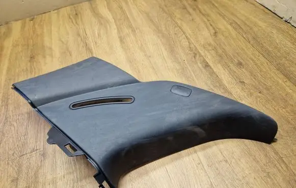 Mercedes-Benz GLS X166 (D)pillar trim (top) A1666906100