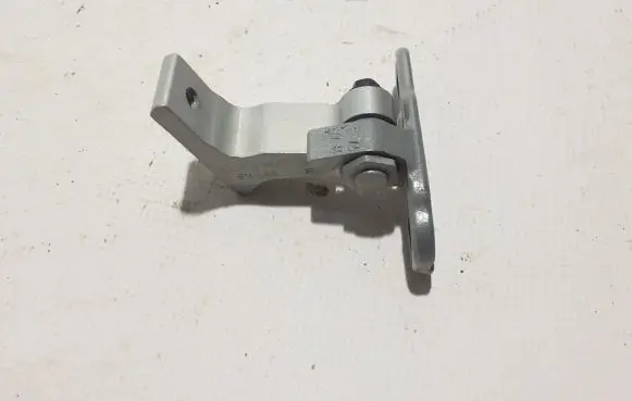 Volvo S60 Rear door upper hinge 31424456