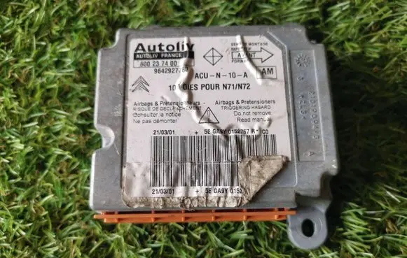Citroen Xsara Picasso Airbag control unit/module 9642927780 600237400