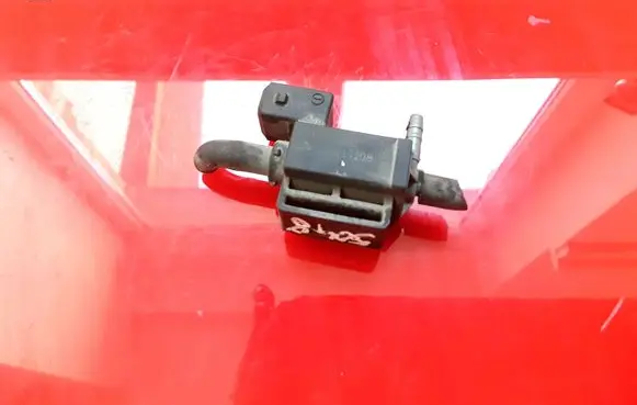 Land Rover Range Rover Sport L320 Vacuum valve 70242800 11T108