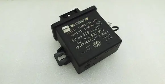 Mercedes-Benz CLS C219 Light module LCM A2118209985