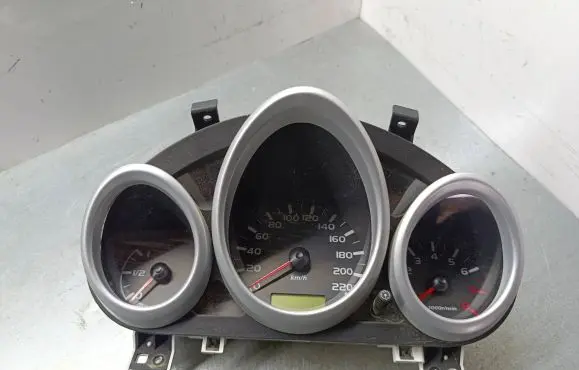 Mitsubishi Colt Speedometer (instrument cluster) MN148888