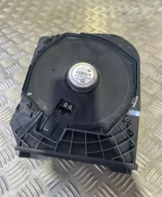 BMW 4 F36 Gran coupe Subwoofer speaker 9210147