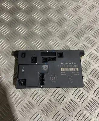 Mercedes-Benz E W211 Door control unit/module A211870122606