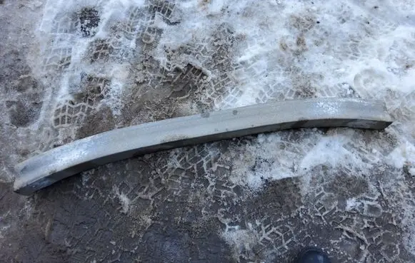 Nissan Primera Front bumper cross member