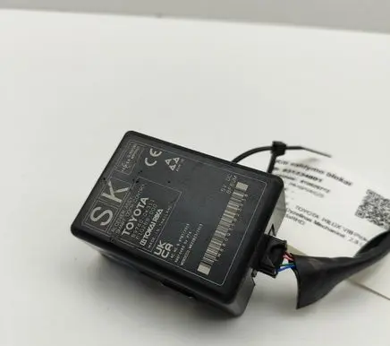 Toyota Hilux (AN120, AN130) Door control unit/module 897400K311