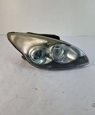 Hyundai i30 Headlight/headlamp 921022R000