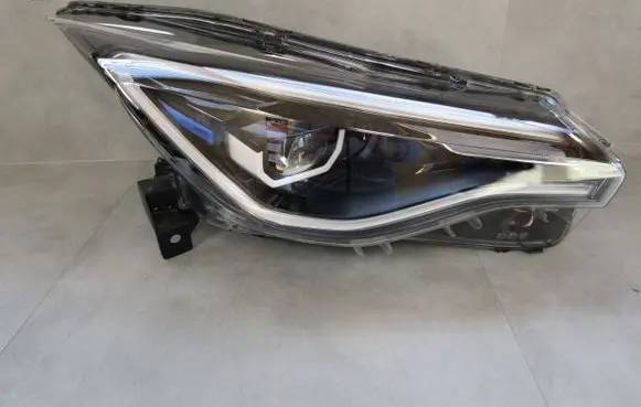 Renault Zoe Headlight/headlamp 260102384R 1006E003