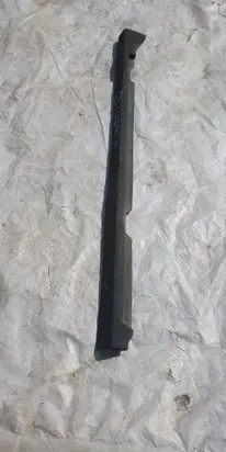 Renault Clio IV Front sill (body part) 8201289561