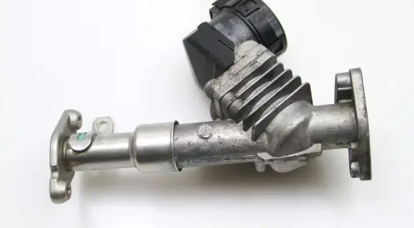 BMW 3 E90 E91 EGR valve 7563241