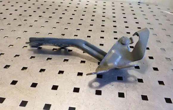 Mazda Premacy Engine bonnet/hood hinges