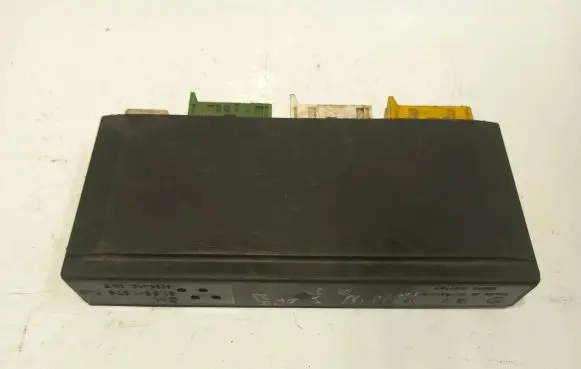 BMW 5 E34 Comfort/convenience module 61351379740 6039410