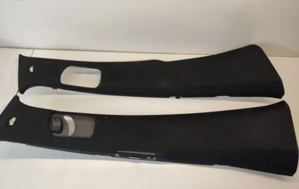 Mercedes-Benz R W251 (B) pillar trim (top) A2516907925 A2516908025