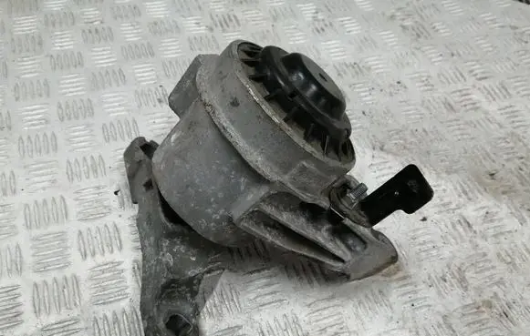 Ford Mondeo MK V Engine mount bracket DS736F012GG DS738F012CG