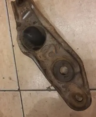 Volkswagen Transporter - Caravelle T4 Lower shock absorber bracket BDE4