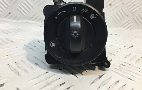 Mercedes-Benz Sprinter W906 Light switch A9065450504