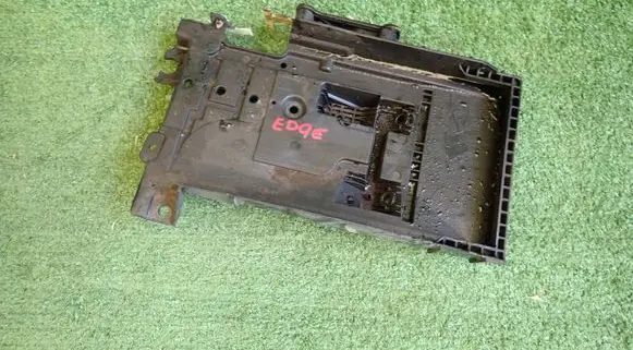 Ford Edge II Battery tray AA112307