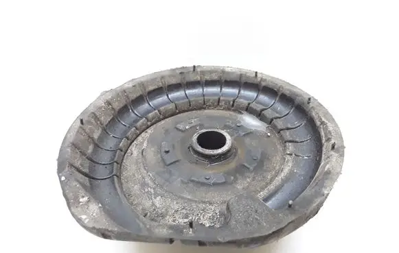 Volvo XC90 Front coil spring rubber mount 