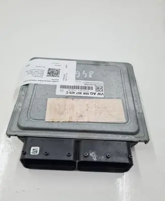 Volkswagen Jetta VI Engine control unit/module 06K907425C A2C85200400AAAB01