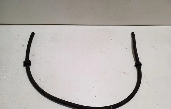 Mercedes-Benz ML W163 Engine coolant pipe/hose A1635010484