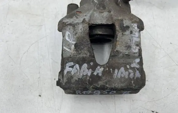 Skoda Octavia Mk1 (1U) Front brake caliper