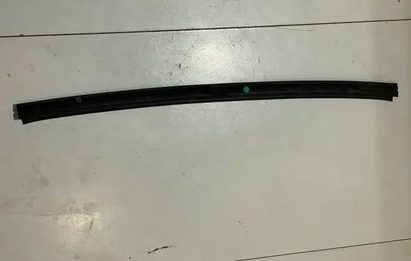Ford Mustang VI Engine compartment rubber JR3B16A570