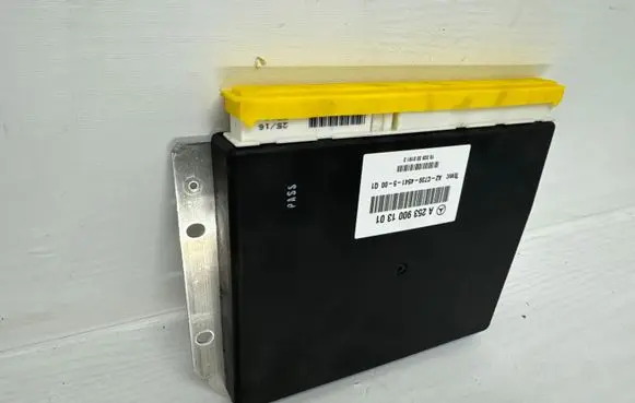 Mercedes-Benz GLC X253 C253 Suspension control unit/module A2539001301