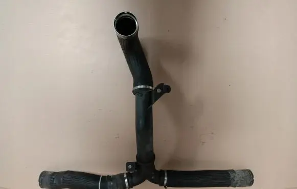 Maserati Ghibli Intercooler hose/pipe 670004151