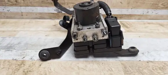 Mazda 2 ABS Pump 4S612M110CC D461437A0A 10020700514