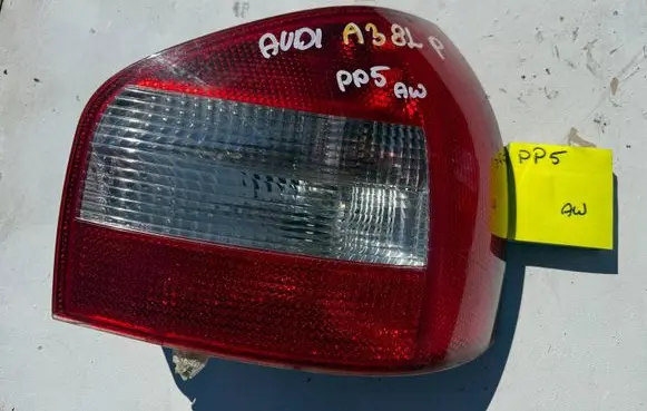 Audi A3 S3 8L Rear/tail lights 8L0945096