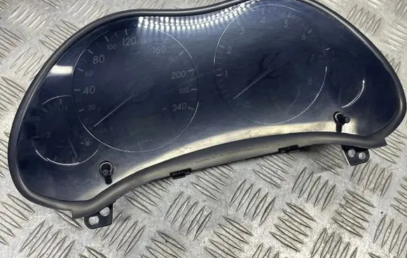 Toyota Avensis T250 Speedometer (instrument cluster) 8380005531B MB2574206722