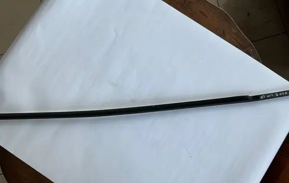 Volvo V40 Door glass rail 