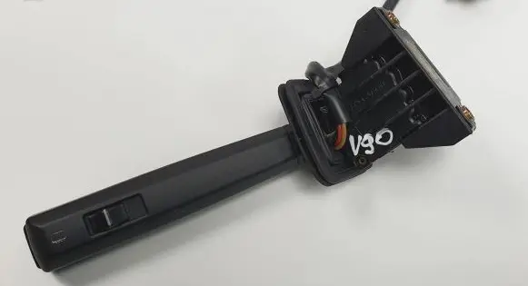 Volvo S90, V90 Wiper control stalk